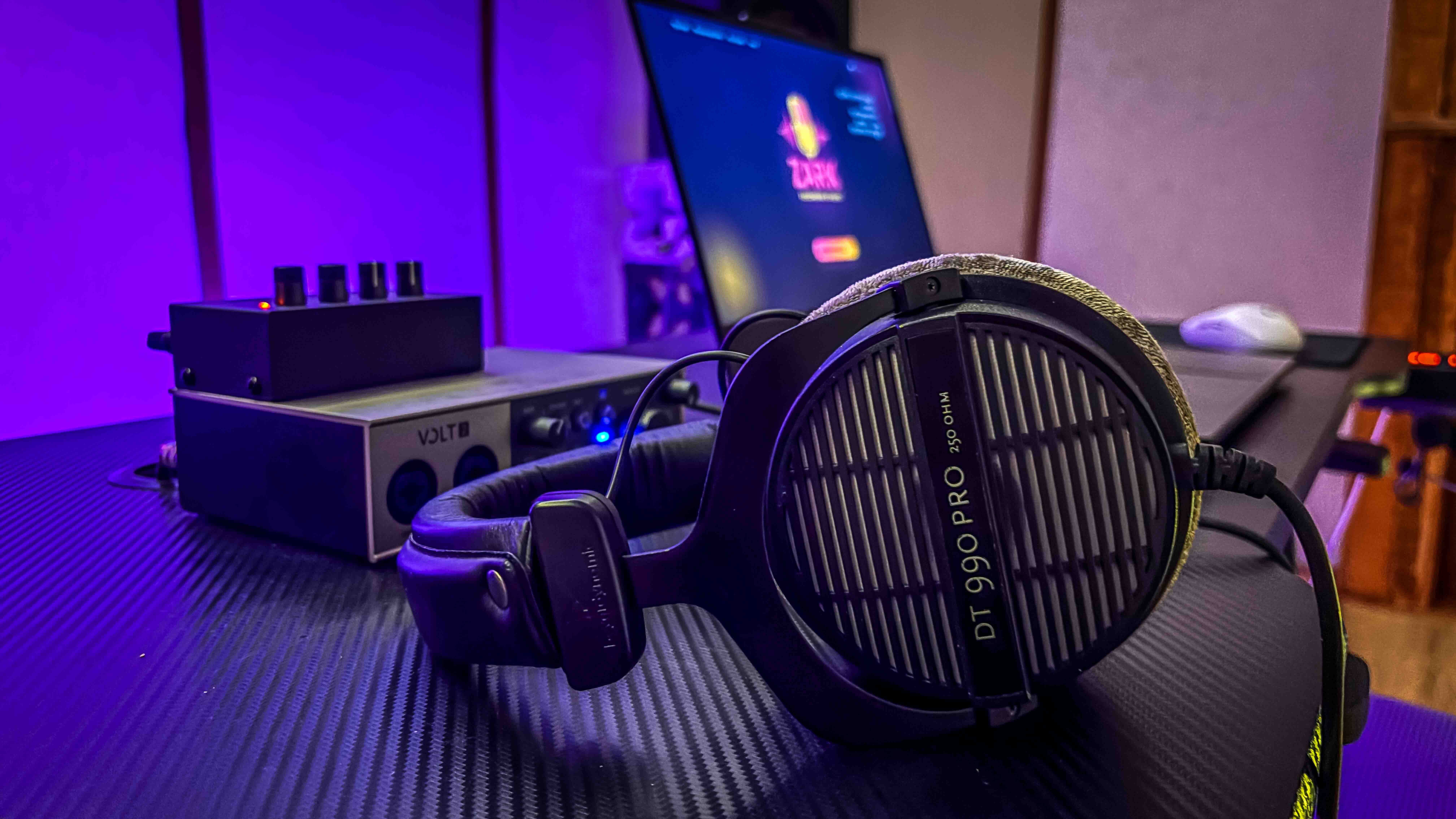 Beyerdynamic DT 990 PRO headphones with Universal Audio Volt 2
